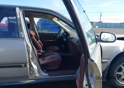 1991 Honda Accord Ex/Ex-R z USA, uszkodzony, nr VIN 1HGCB7662MA134540